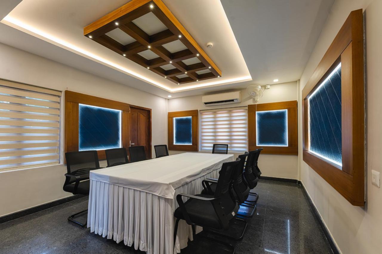 Hotel Vidya Residency Thrissur Exterior foto