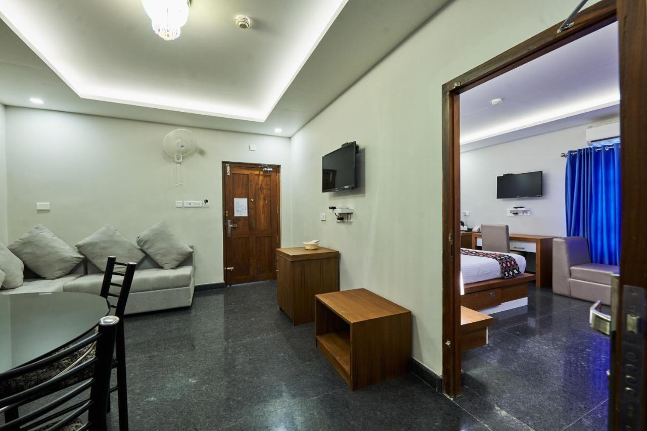 Hotel Vidya Residency Thrissur Exterior foto